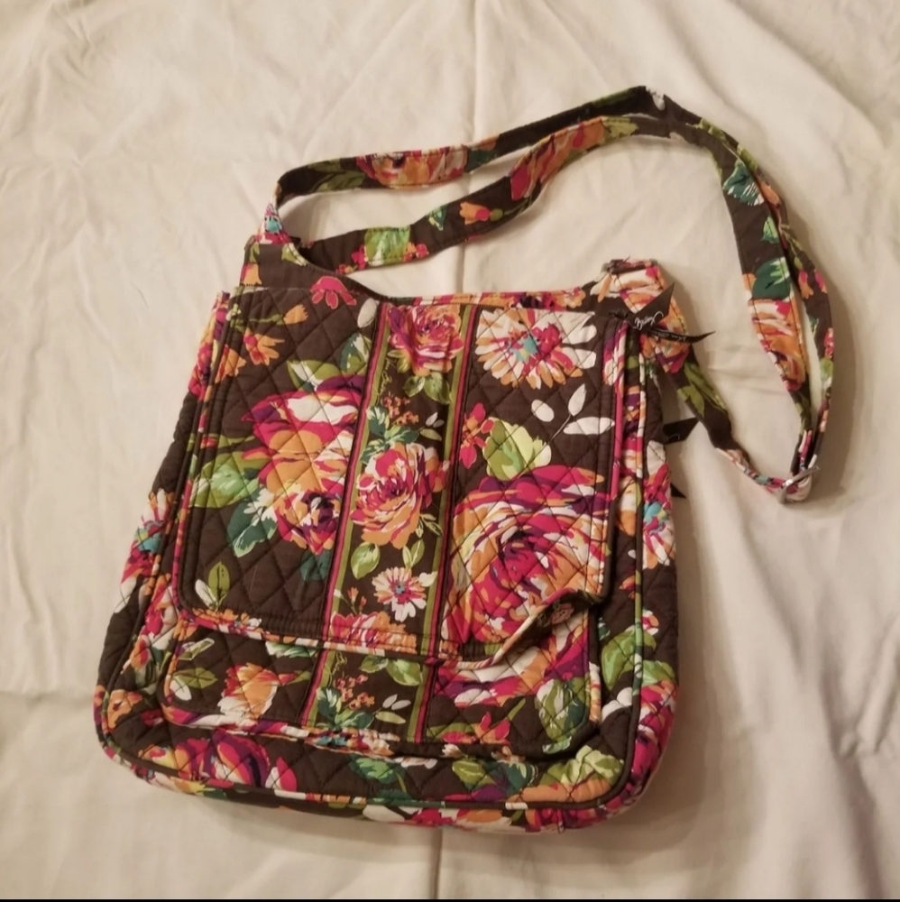 Vera Bradley Signature Carson Mailbag Crossbody